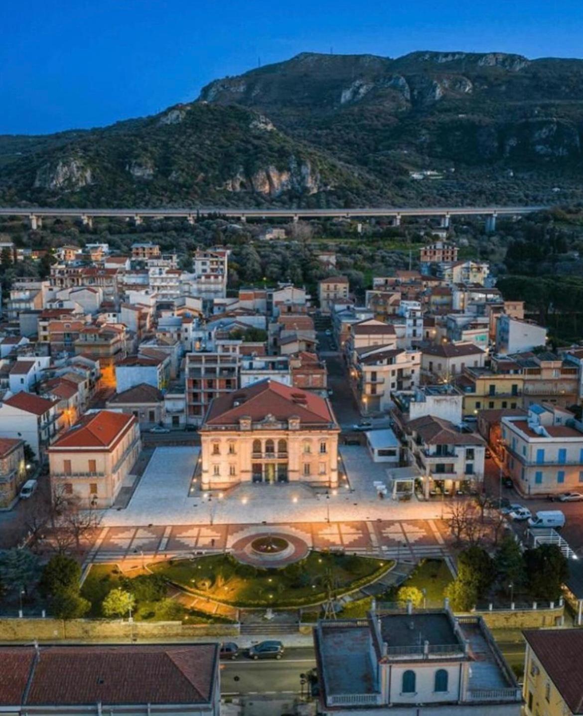 Appartamento Vista Isole Eolie Acquedolci Luaran gambar